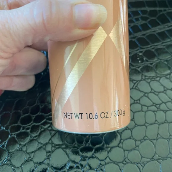 Nexxus Volume Medium Hold Mousse - Picture 9 of 12